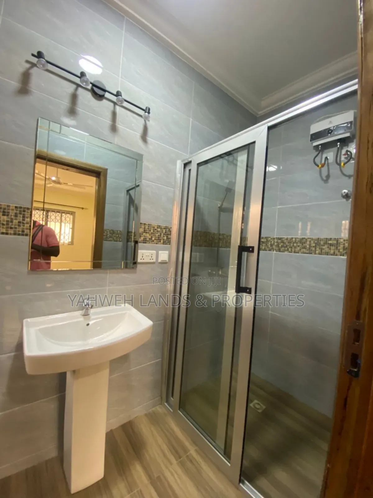 2bdrm Apartment in Spintex for rent
