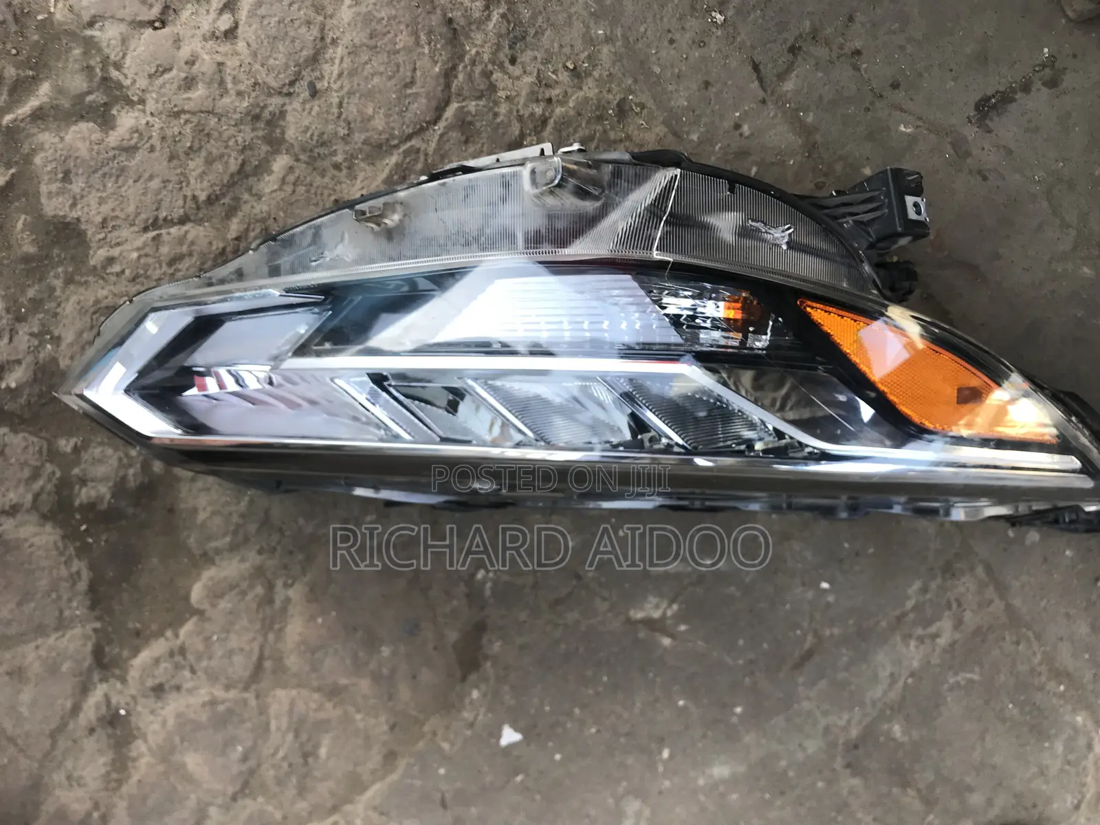 Nissan Sentra 2020 Headlight Available