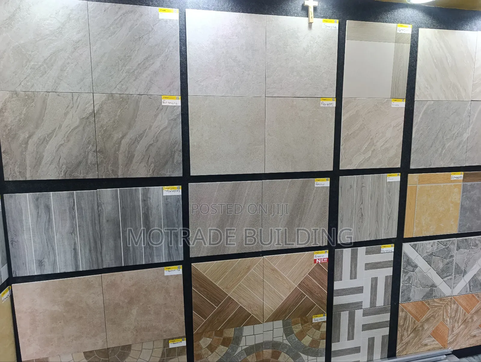 Twyford - 40 by 40 Floor Tiles 
