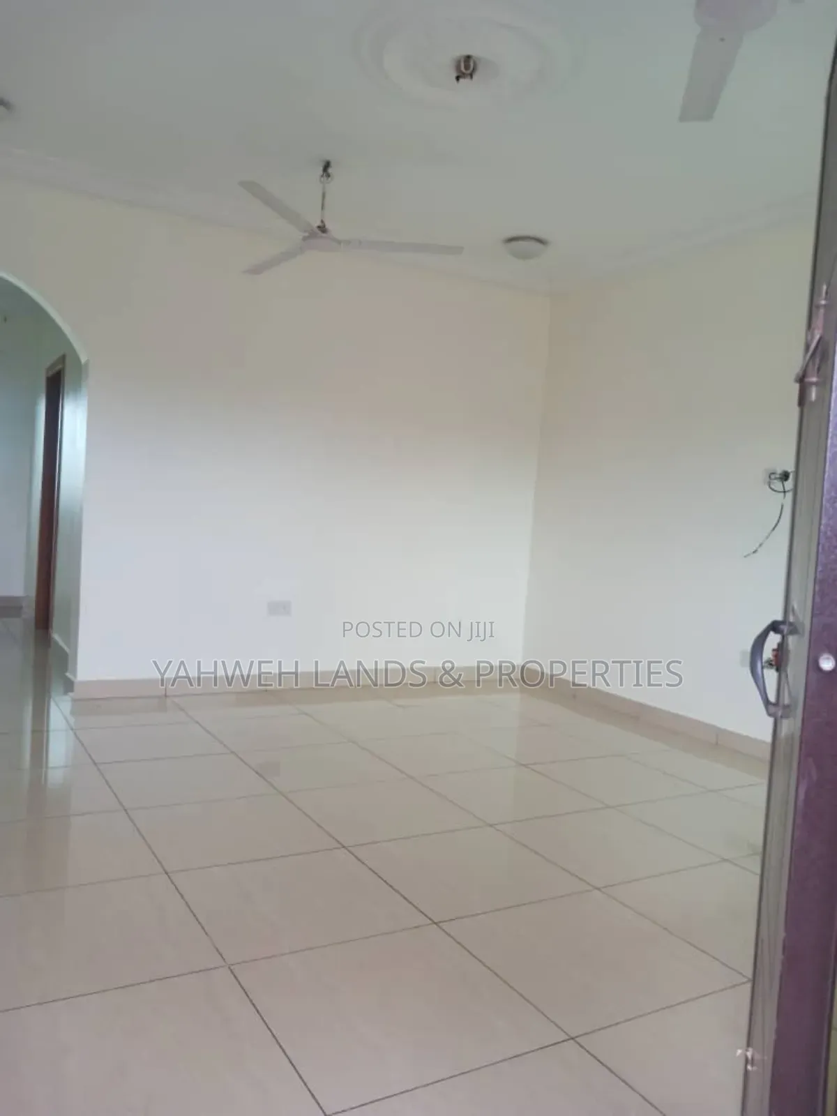 3bdrm Apartment in Teshie for rent