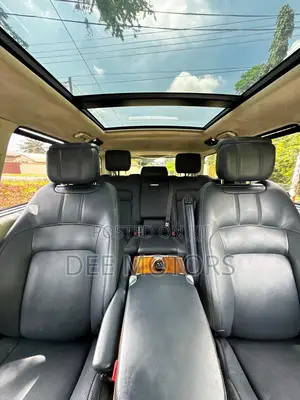 Land Rover Range Rover Vogue 2019 White