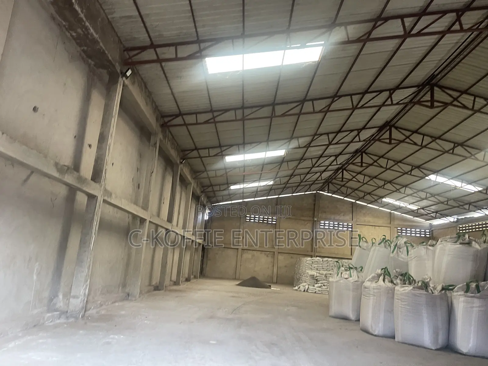 1,500 SQM Self Compound Warehouse at Tema Com12