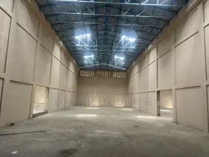 700 SQM Warehouse at Amasaman Kpobiman Going for Rent