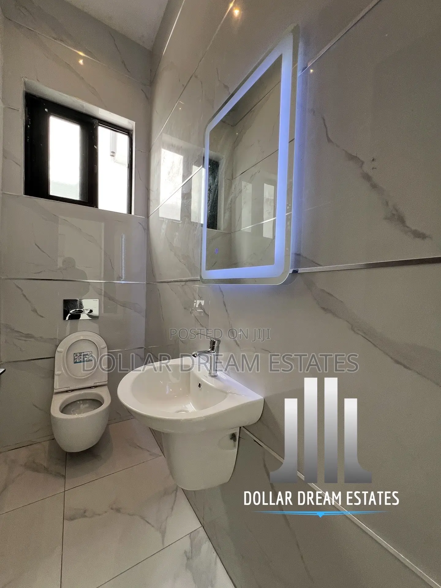 5bdrm House in East Legon for sale
