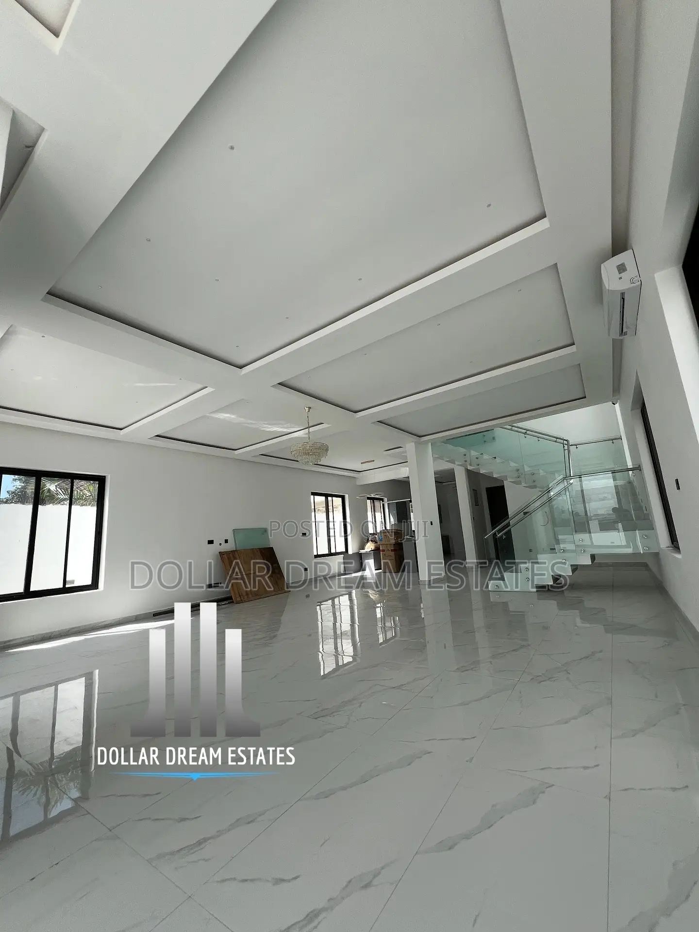 5bdrm House in East Legon for sale
