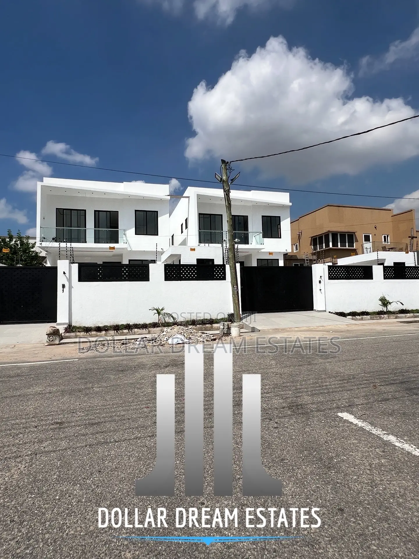 5bdrm House in East Legon for sale