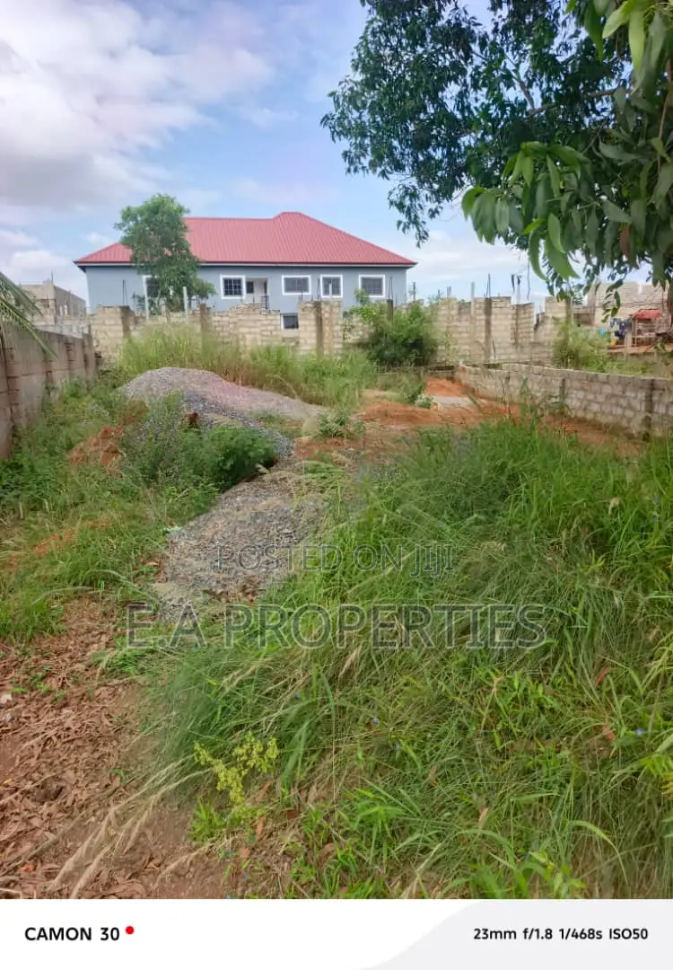 Amrahia Katamanso Road Tittle Land