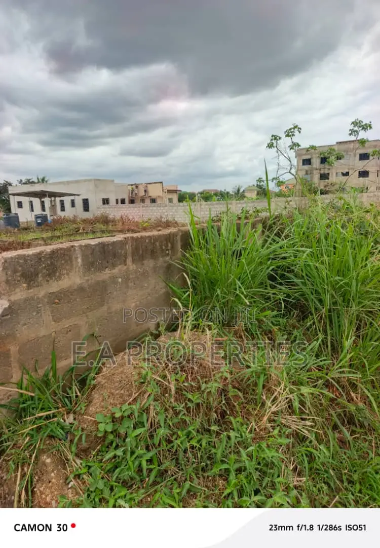 E a Properties Tittle Land