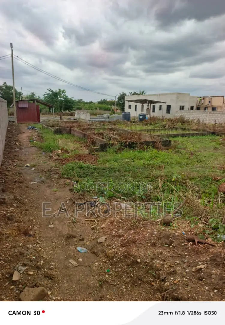 E a Properties Tittle Land