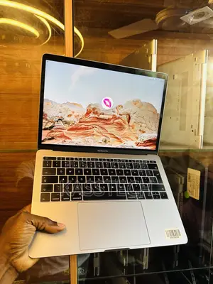 Laptop Apple MacBook Pro 2017 8GB Intel Core I5 SSD 128GB