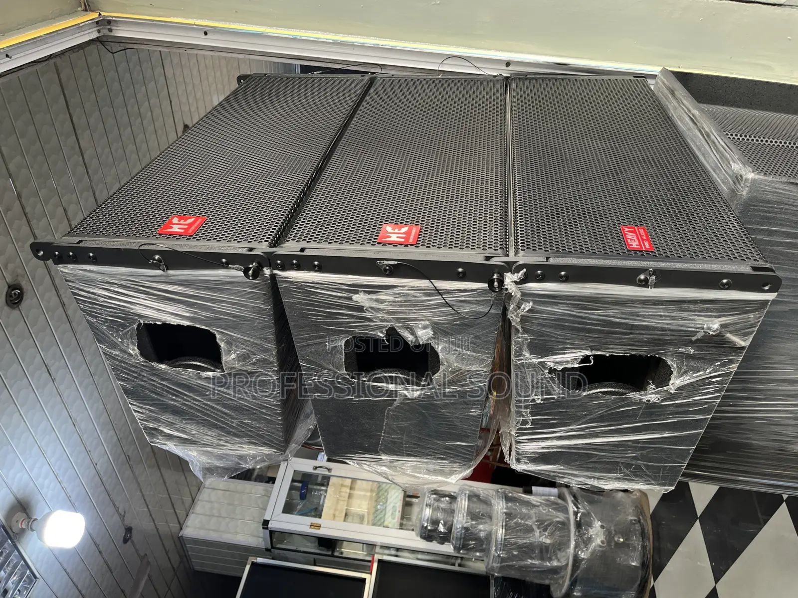 Line Array Speaker