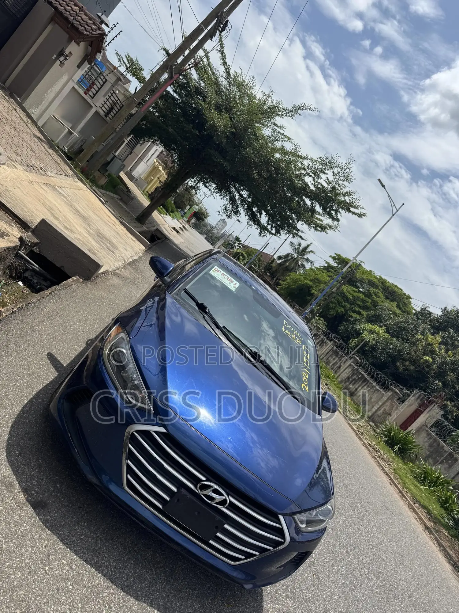 Hyundai Elantra SE Sedan FWD (2.0L 4cyl 6M) 2017 Blue