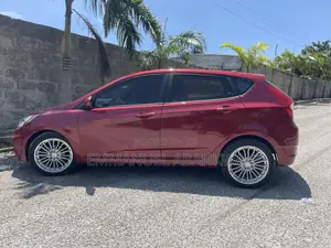 Hyundai Accent GLS 2013 Red
