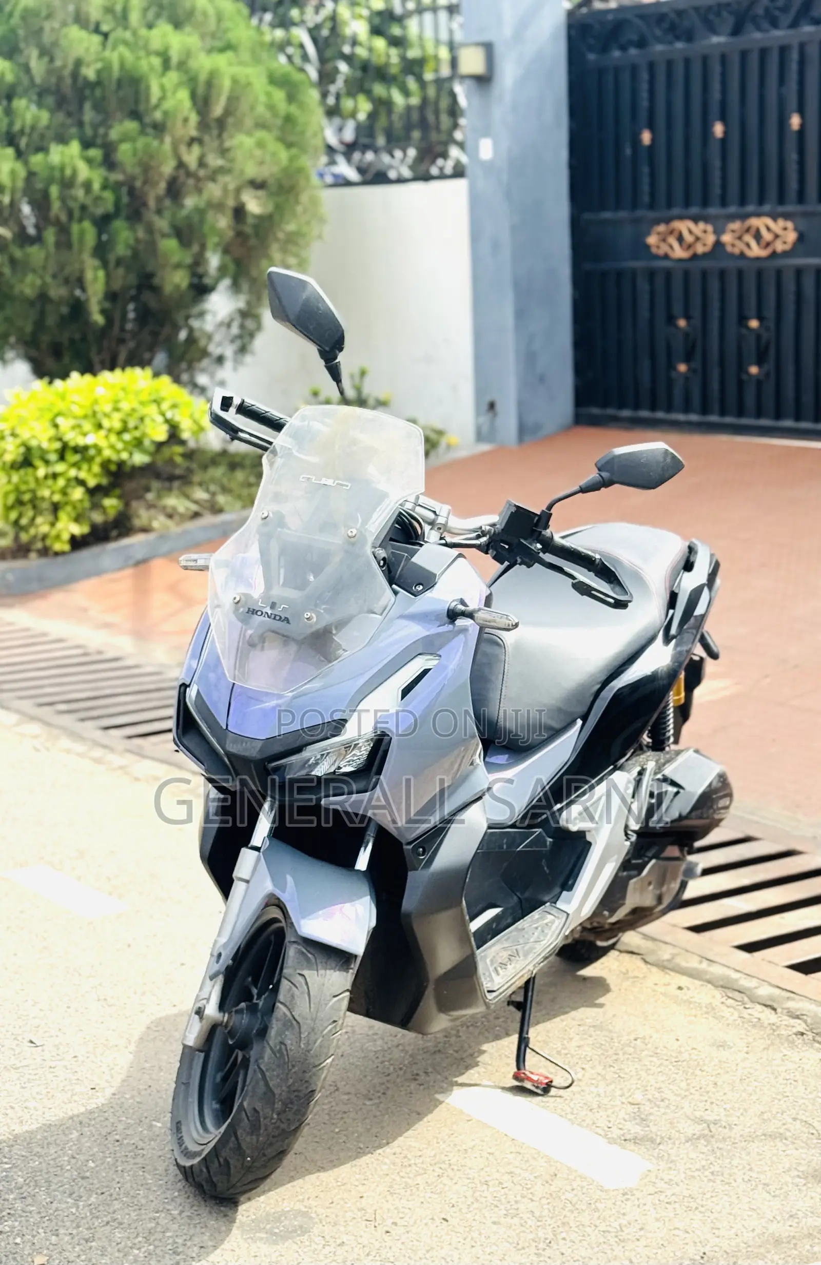 Honda 2020 Gray
