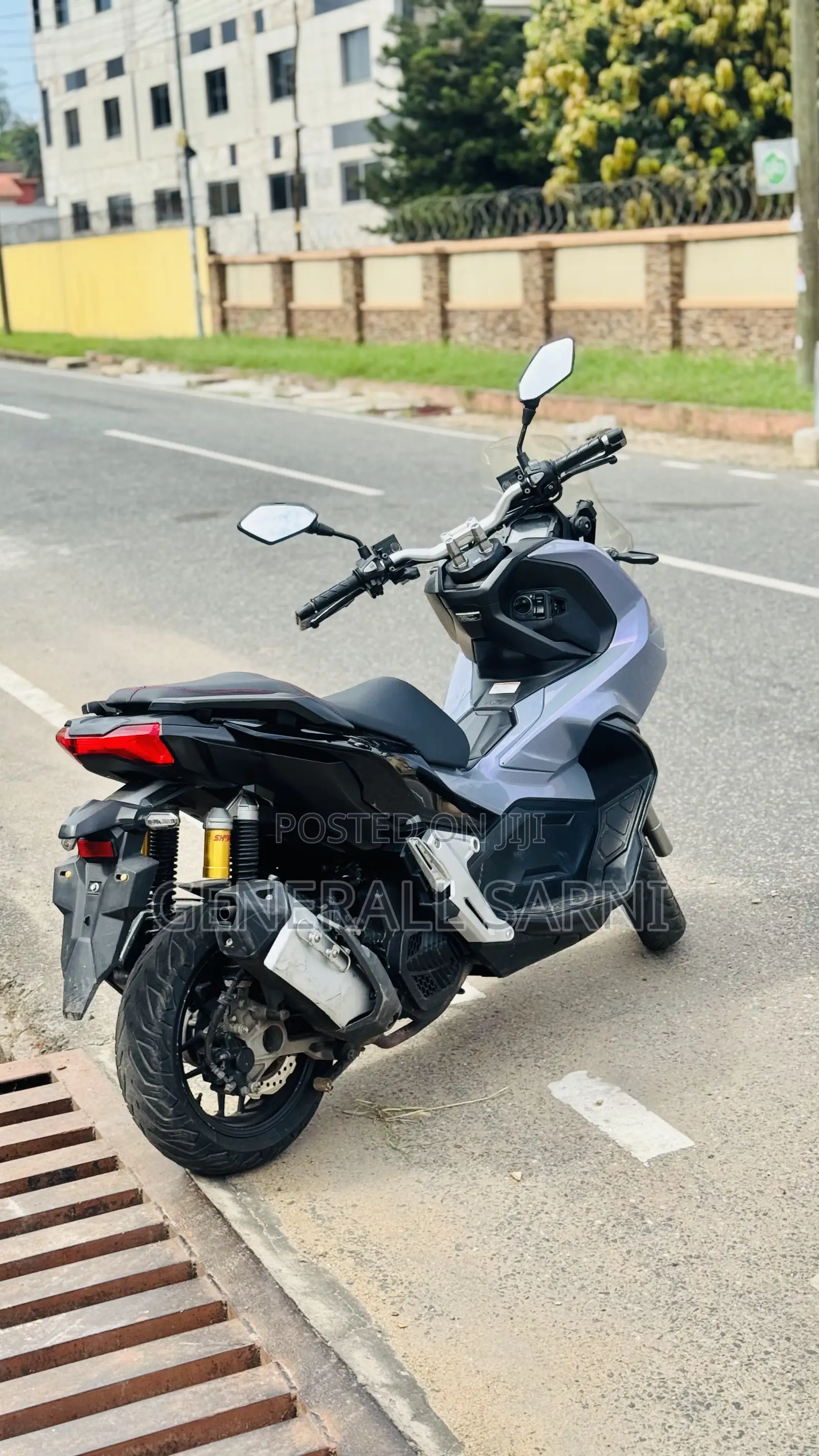 Honda 2020 Gray