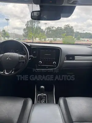 Mitsubishi Outlander SEL S-AWC 2020 Silver