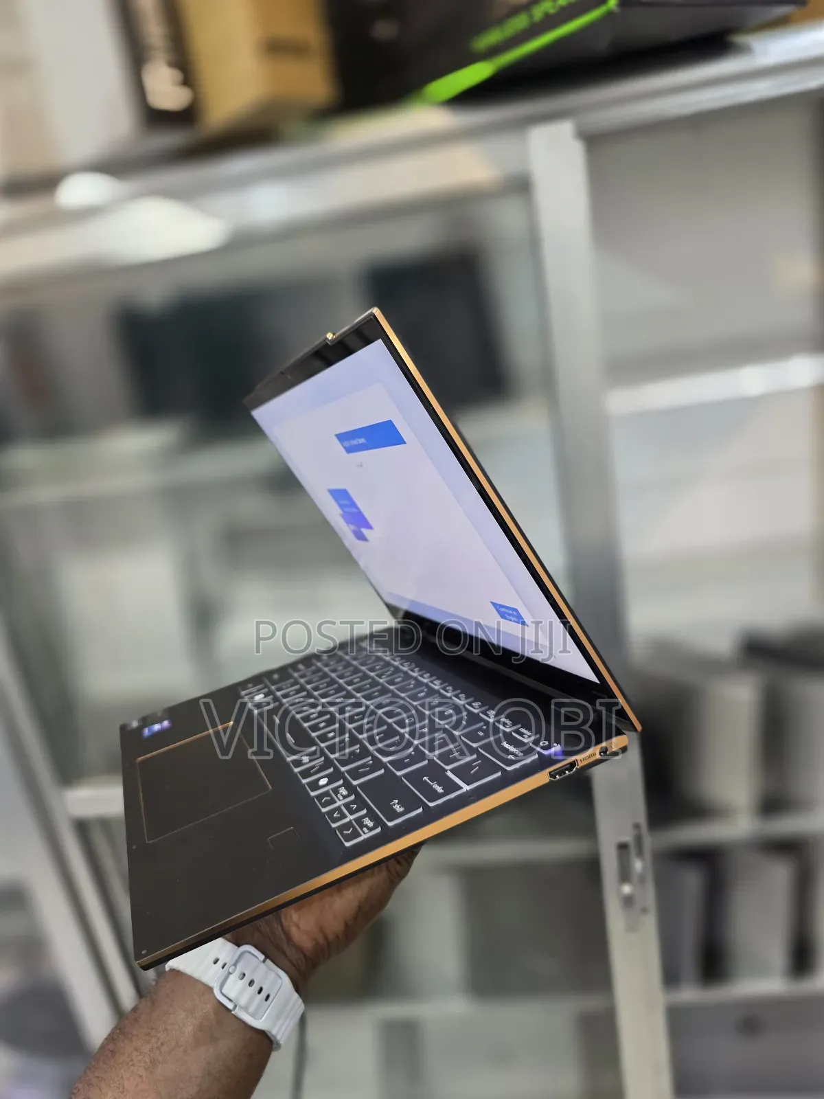 New Laptop MSI Summit E13 Flip Evo 16GB Intel Core Ultra 7 SSD 1T