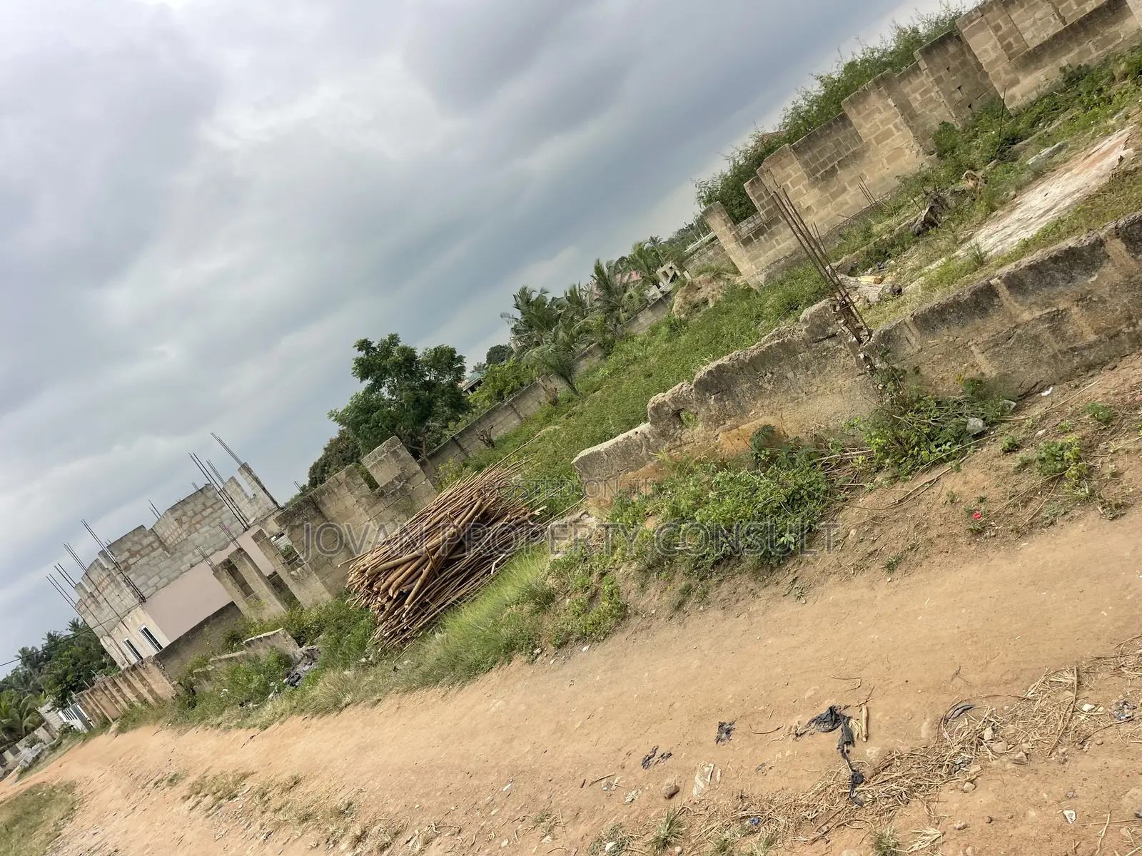 1 Half Plot for Sale at Amasaman Sonitra Going for 550,000 Cedis