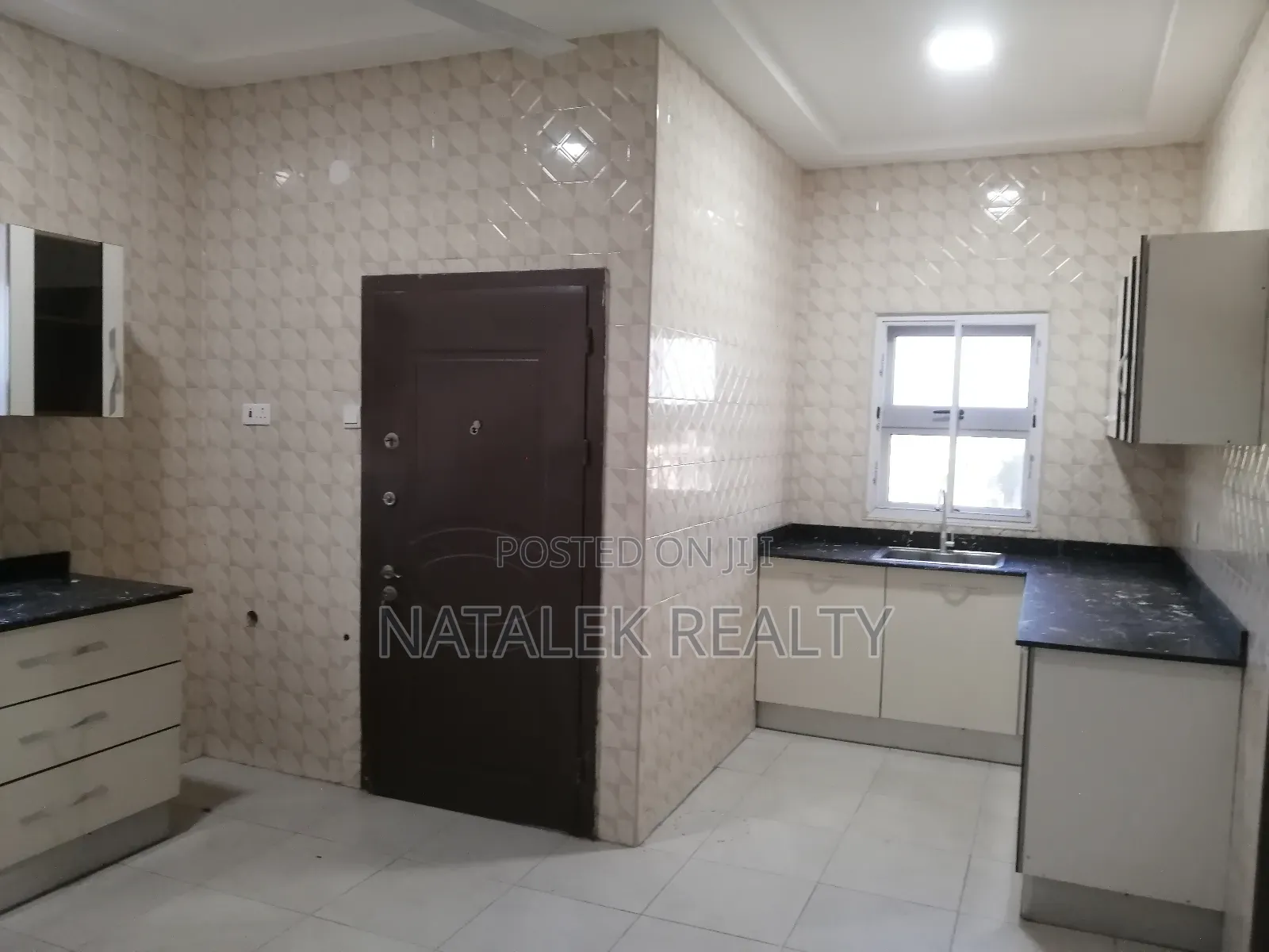 2bdrm Apartment in Accra Metropolitan for rent