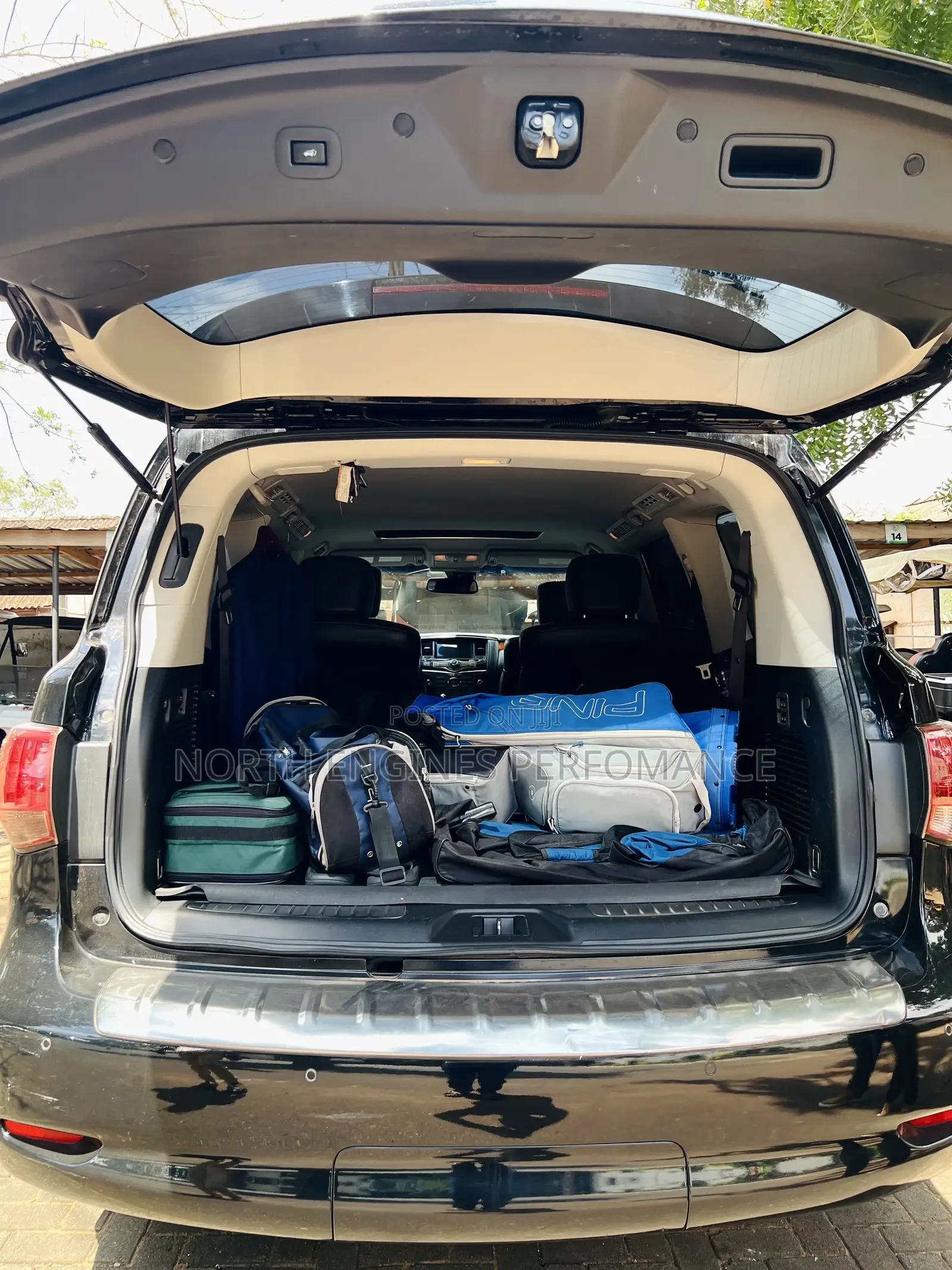 Infiniti QX80 2016 Black