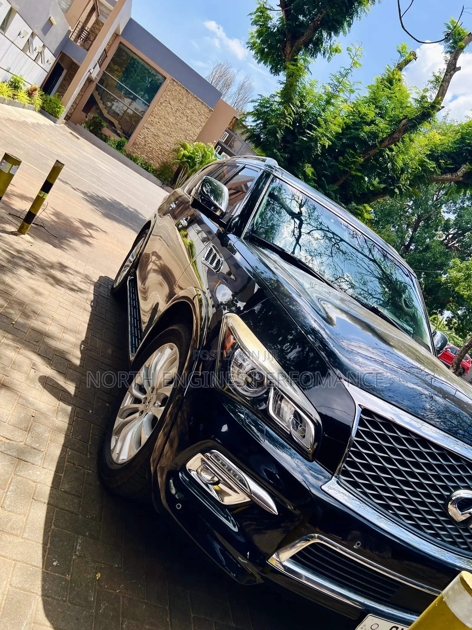 Infiniti QX80 2016 Black