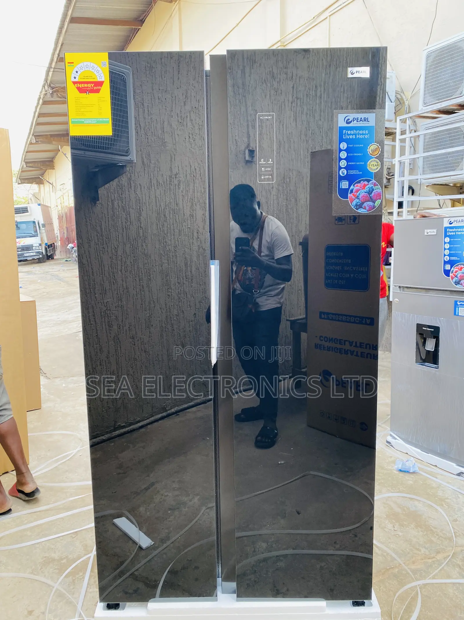 Brand New Pearl Side By Side Fridge With Glass Mirror