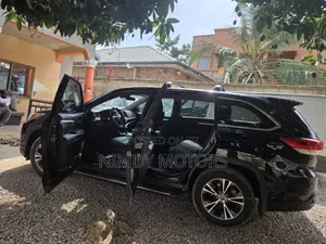 Toyota Highlander 2017 Black