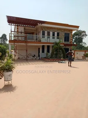 5bdrm Mansion in Kumasi Metropolitan for sale