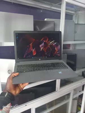 Laptop HP 250 G7 4GB Intel HDD 500GB