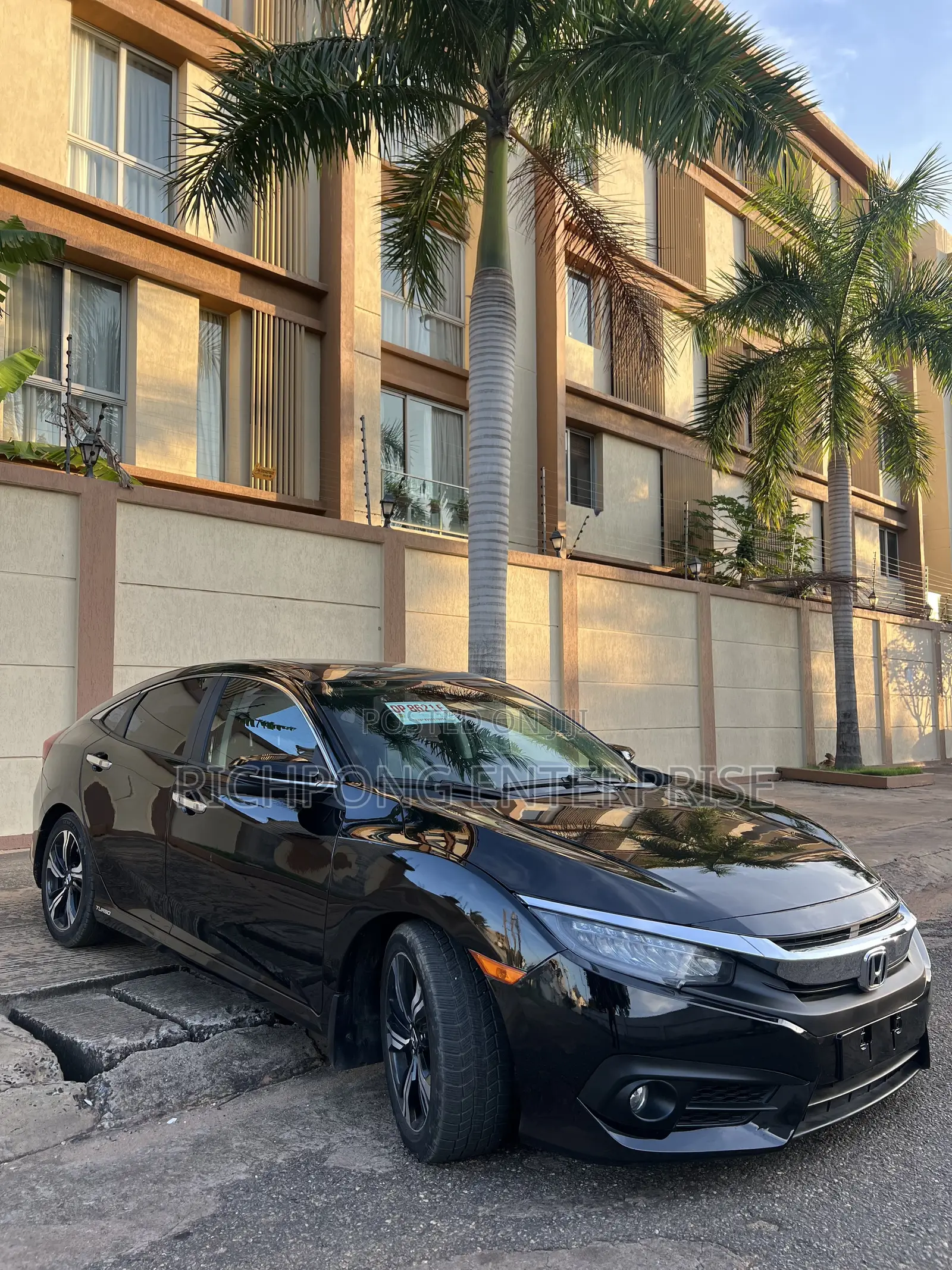 Honda Civic Touring 4dr Sedan (1.5L 4cyl) 2016 Black