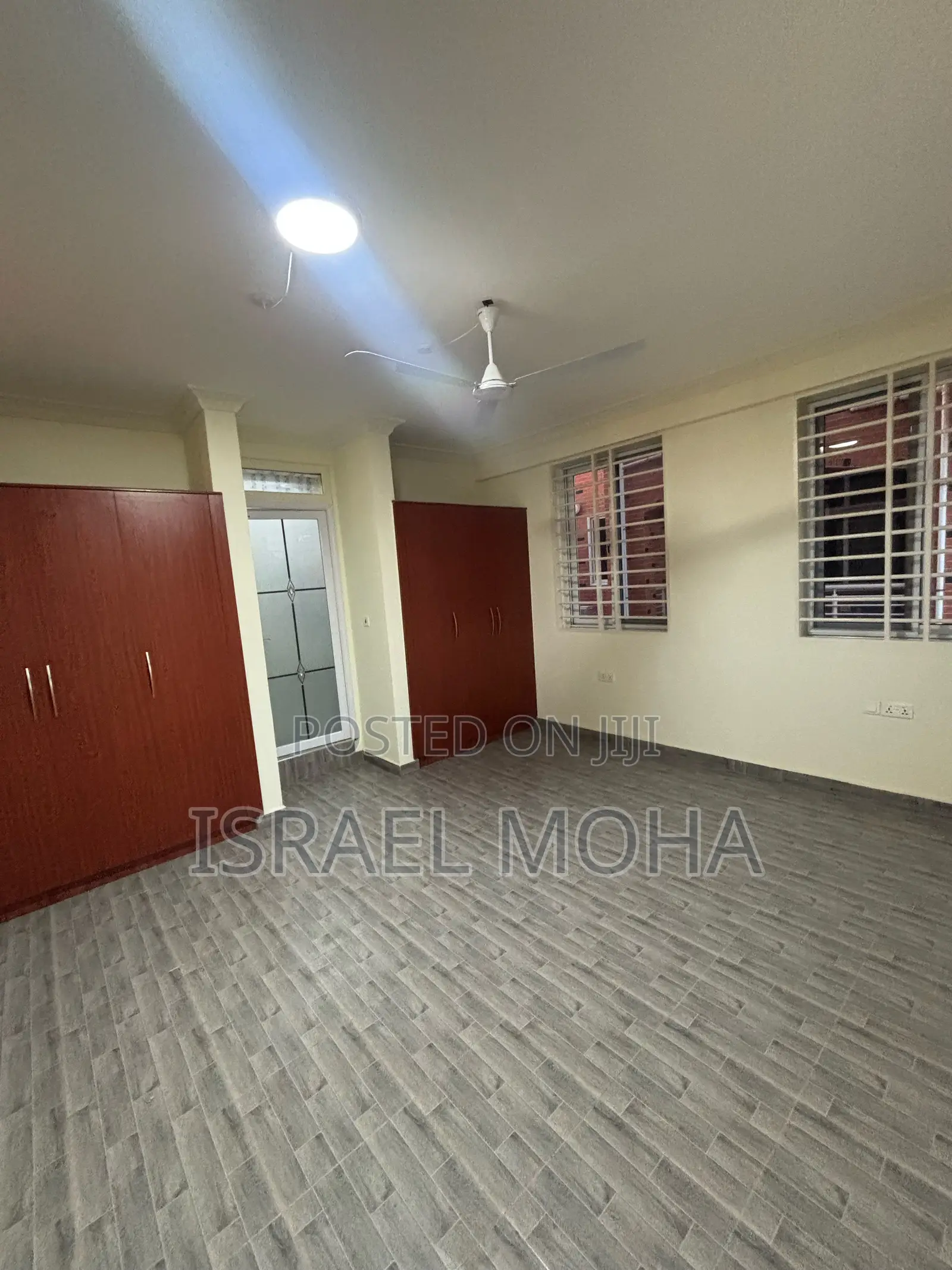 2bdrm Apartment in Lakeside for rent