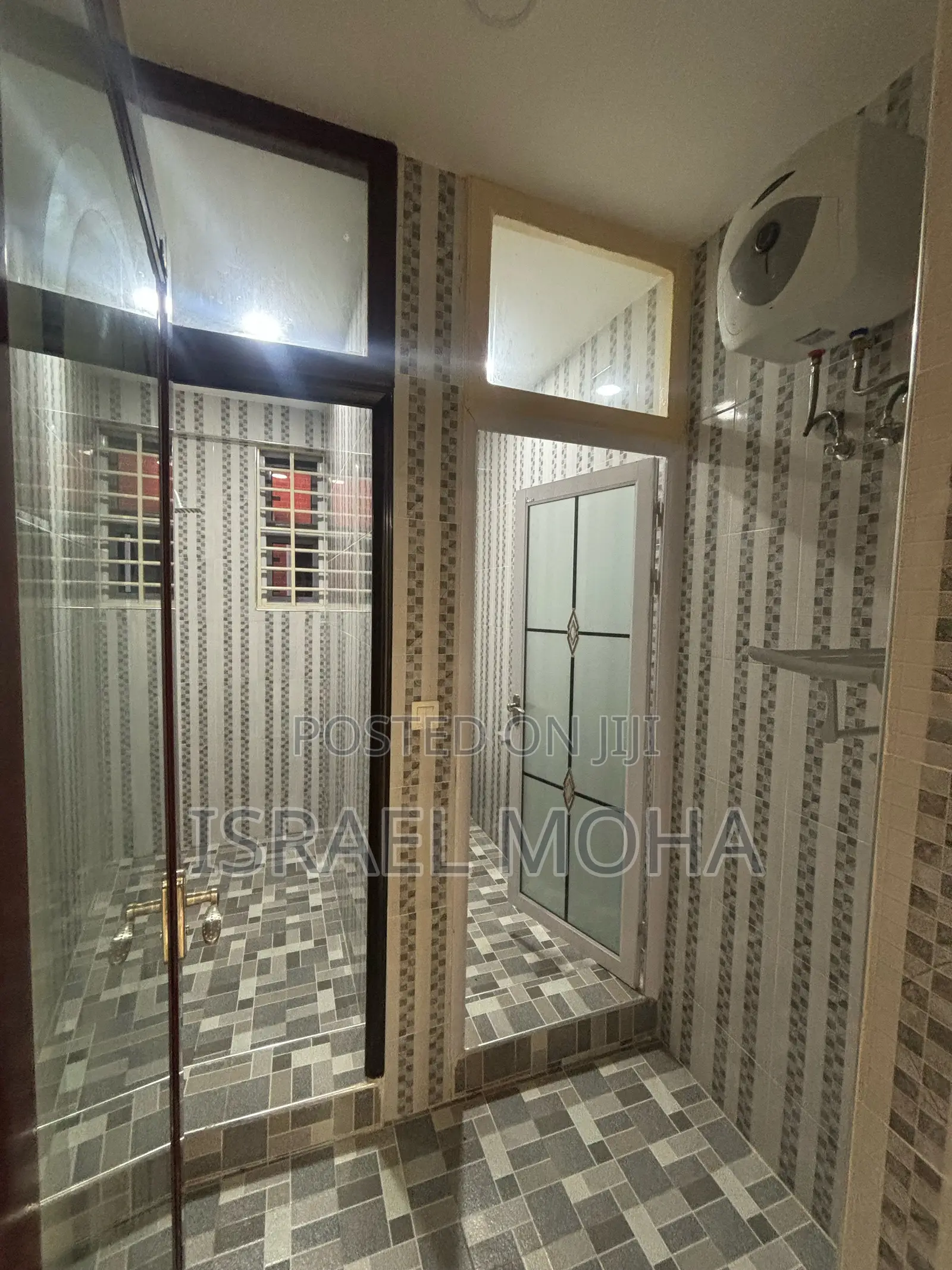 2bdrm Apartment in Lakeside for rent