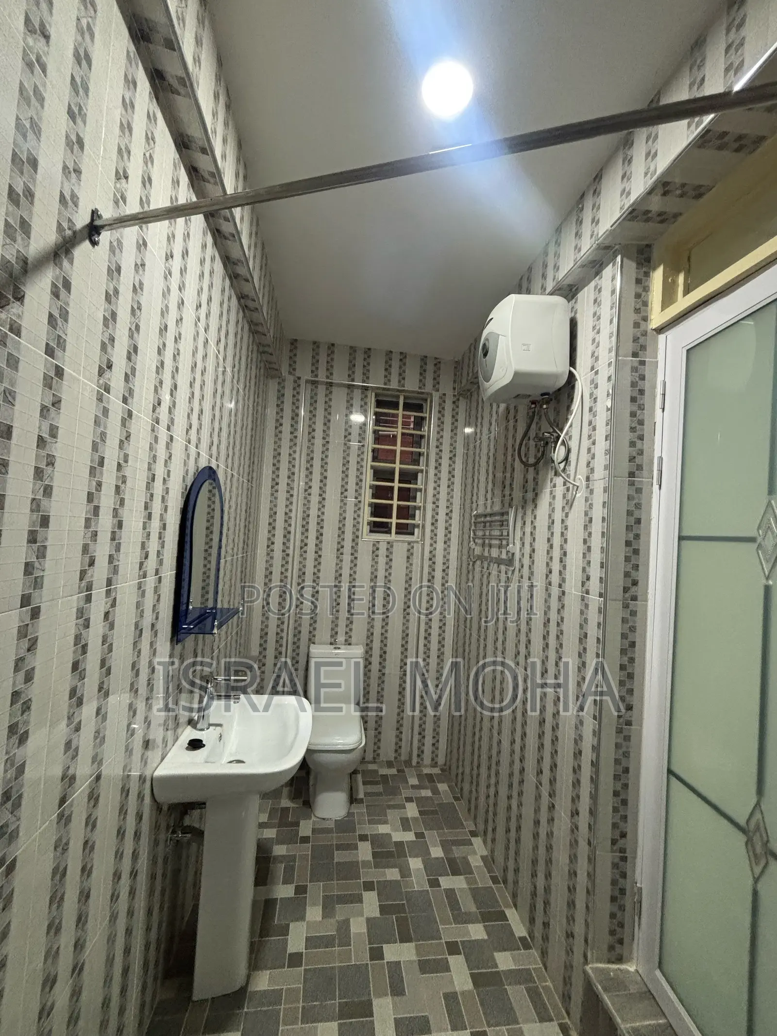 2bdrm Apartment in Lakeside for rent