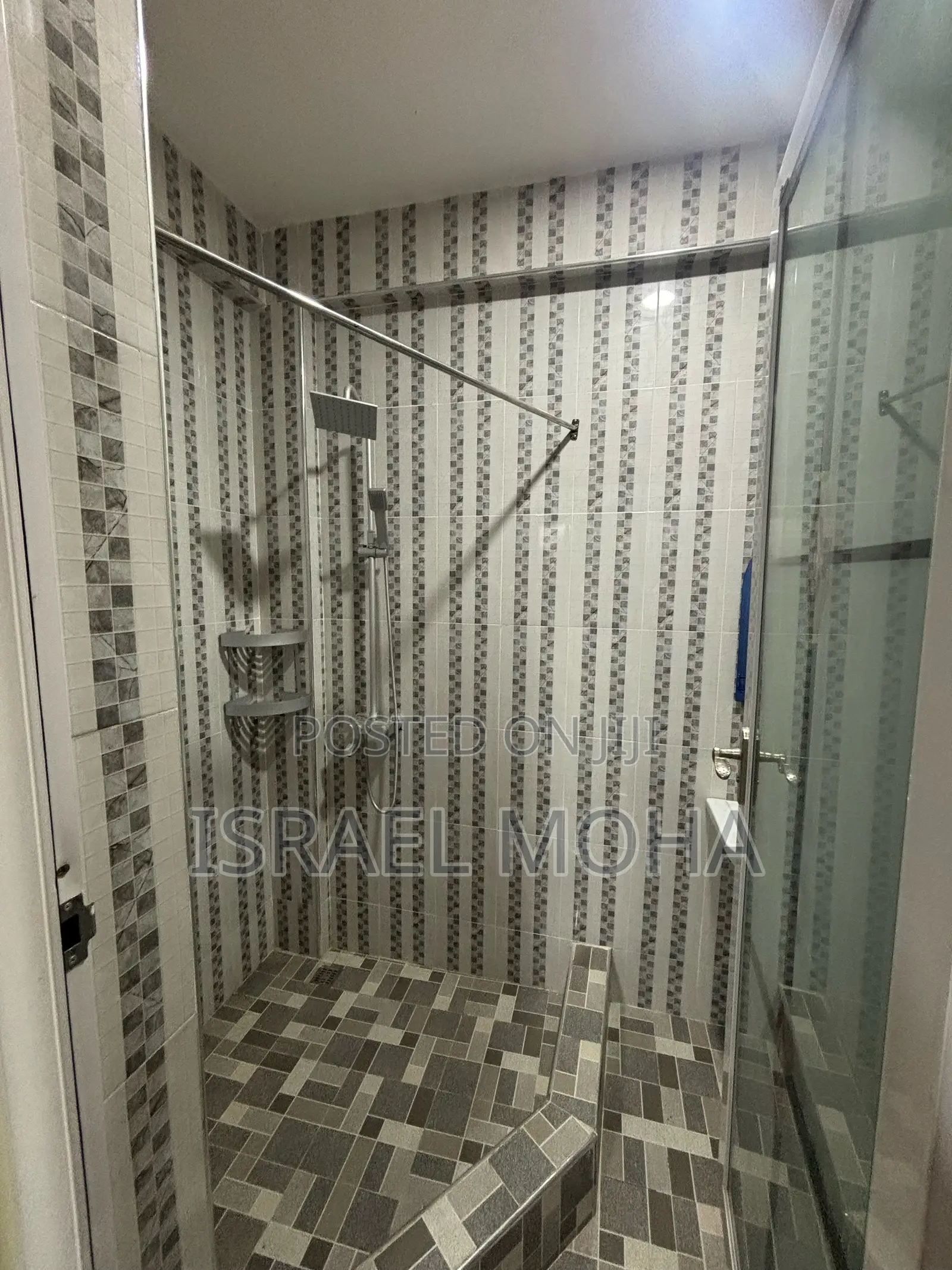 2bdrm Apartment in Lakeside for rent