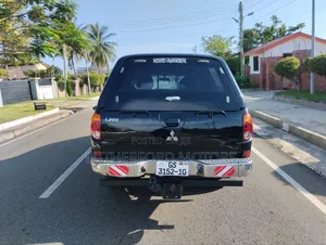 Mitsubishi L200 2010 Black