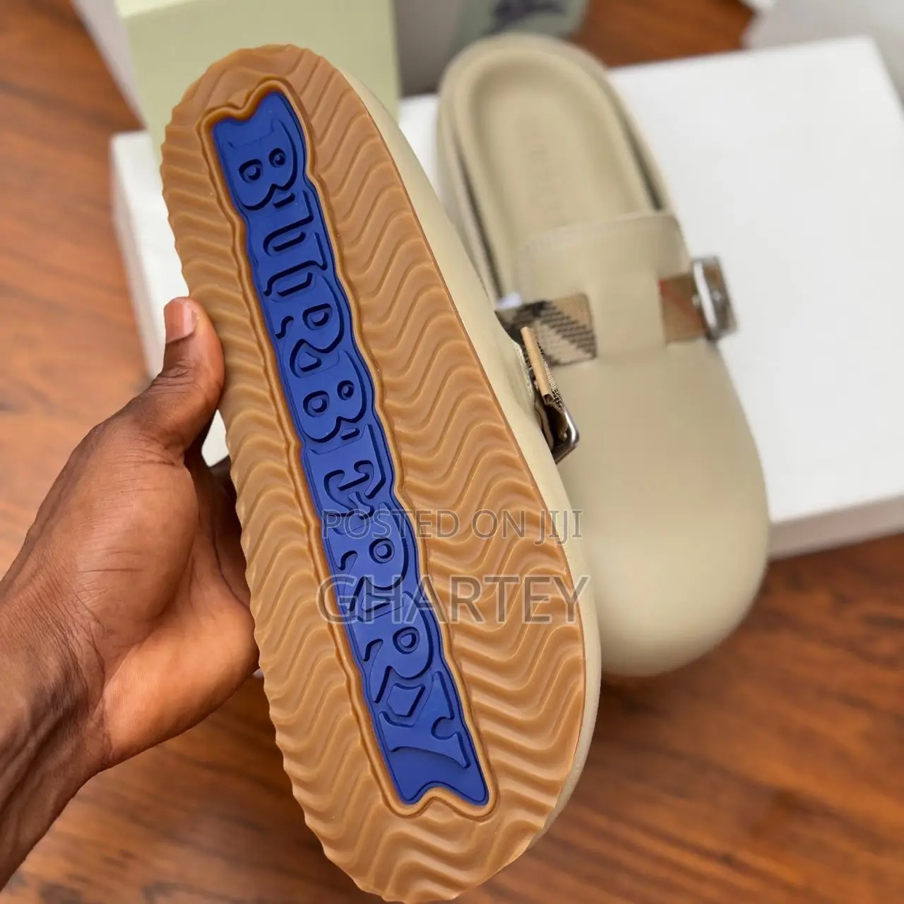 Original Burberry Leather Buckle Slip-on Sandals — Cream
