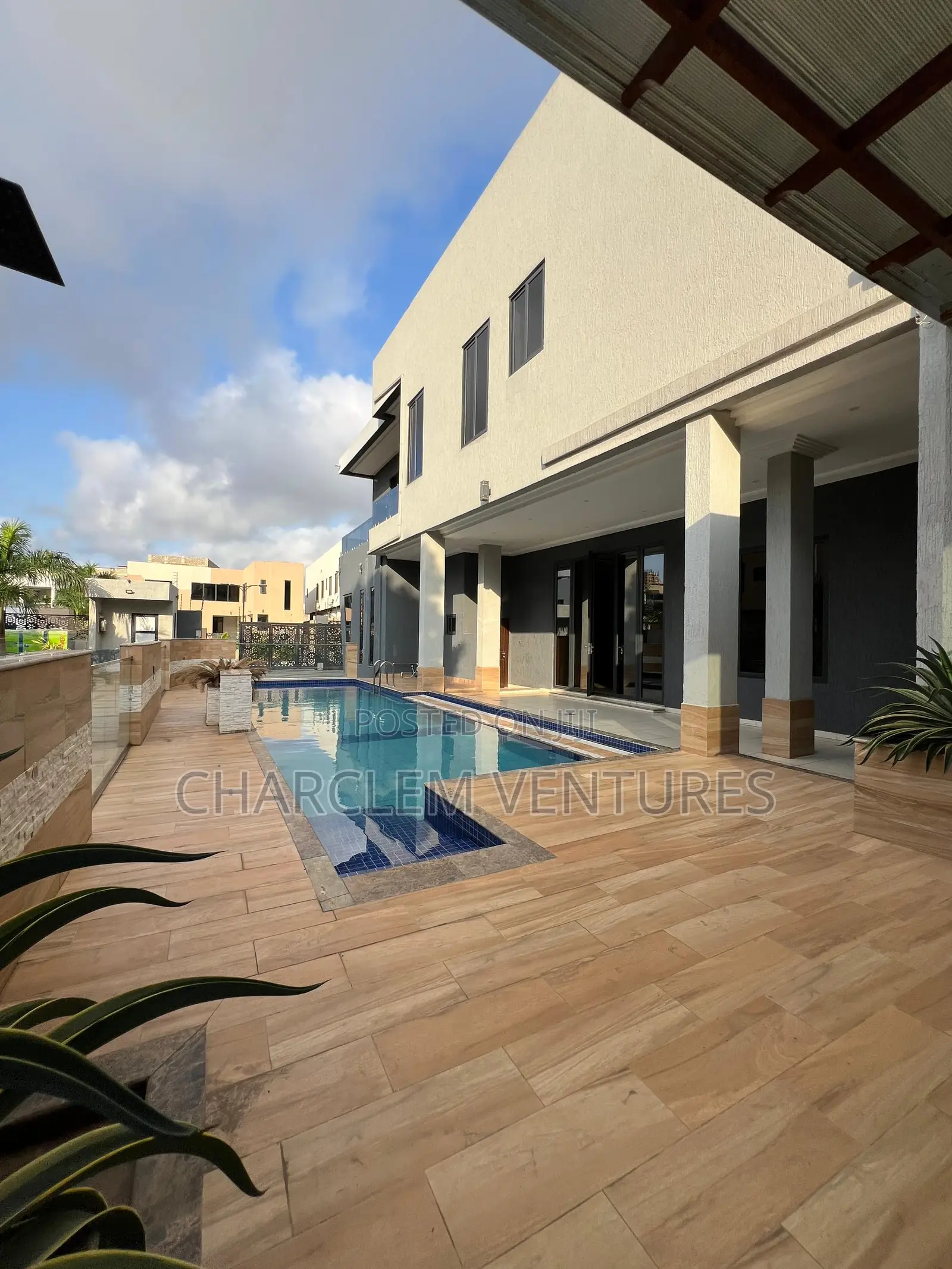 5bdrm House in Charclem Ventures, Accra Metropolitan for sale