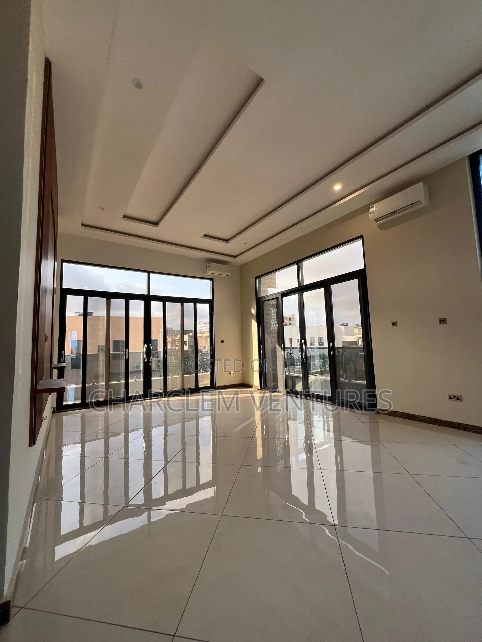 5bdrm House in Charclem Ventures, Accra Metropolitan for sale