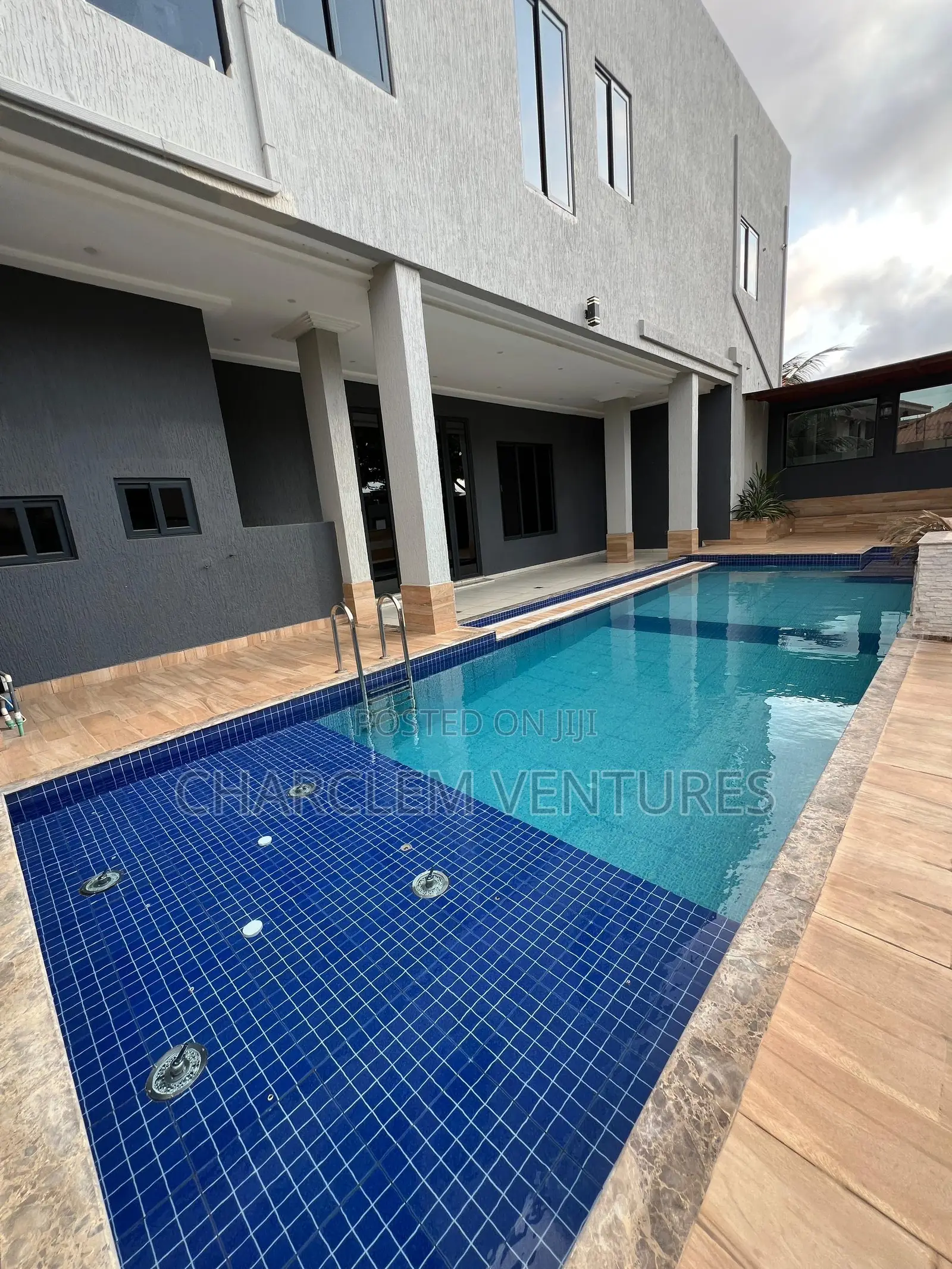 5bdrm House in Charclem Ventures, Accra Metropolitan for sale