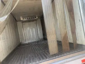 Hyundai Freezer Truck 2006 Blue