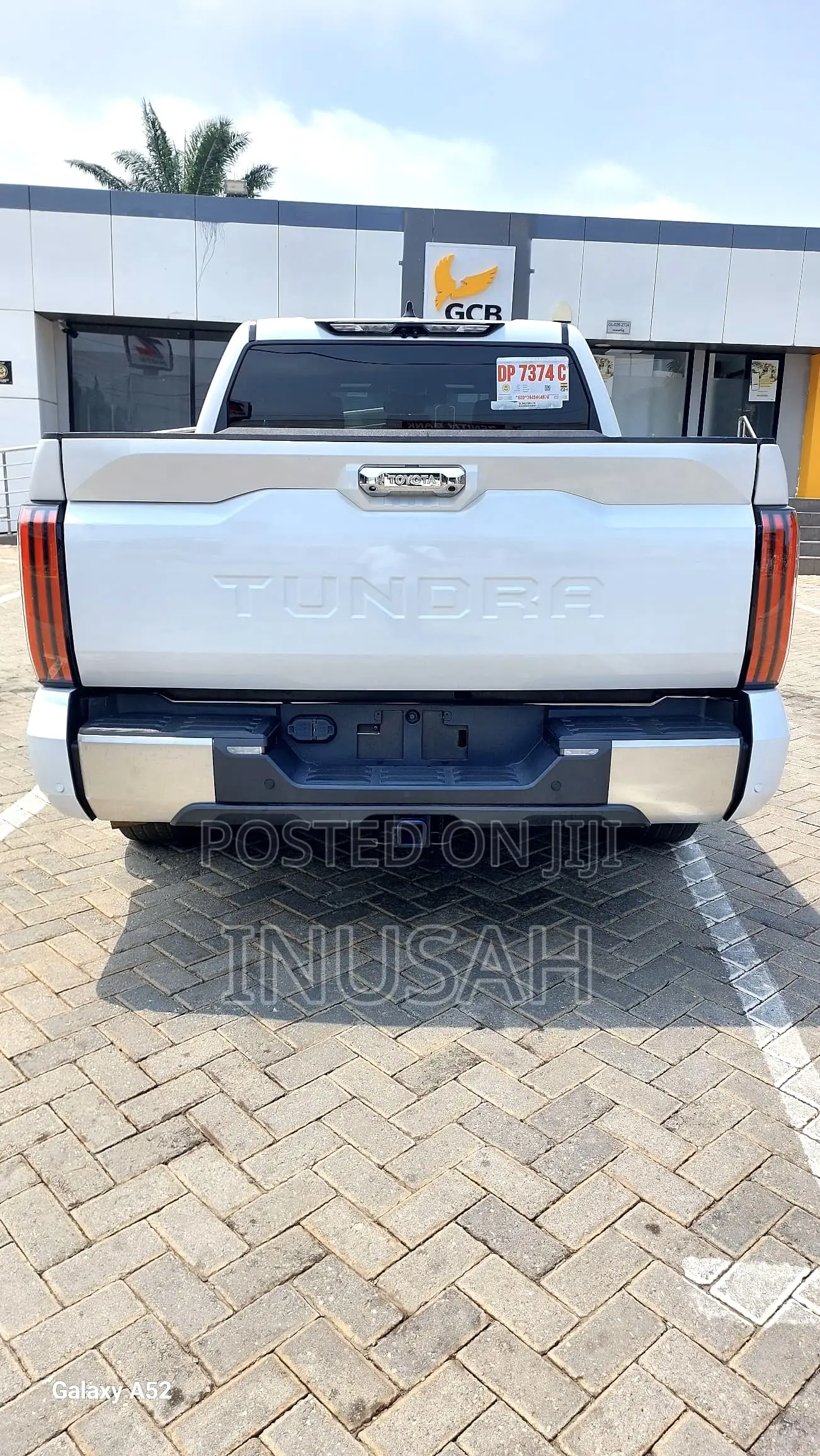 Toyota Tundra Platinum 2022 White