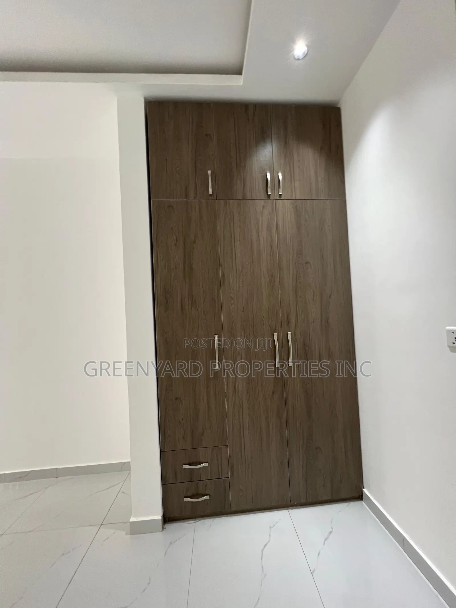 3bdrm Townhouse/Terrace in West Trasacco, Adjiriganor for sale
