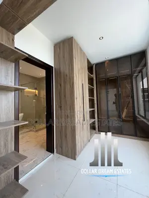 4bdrm Duplex in Ashaley Botwe for sale