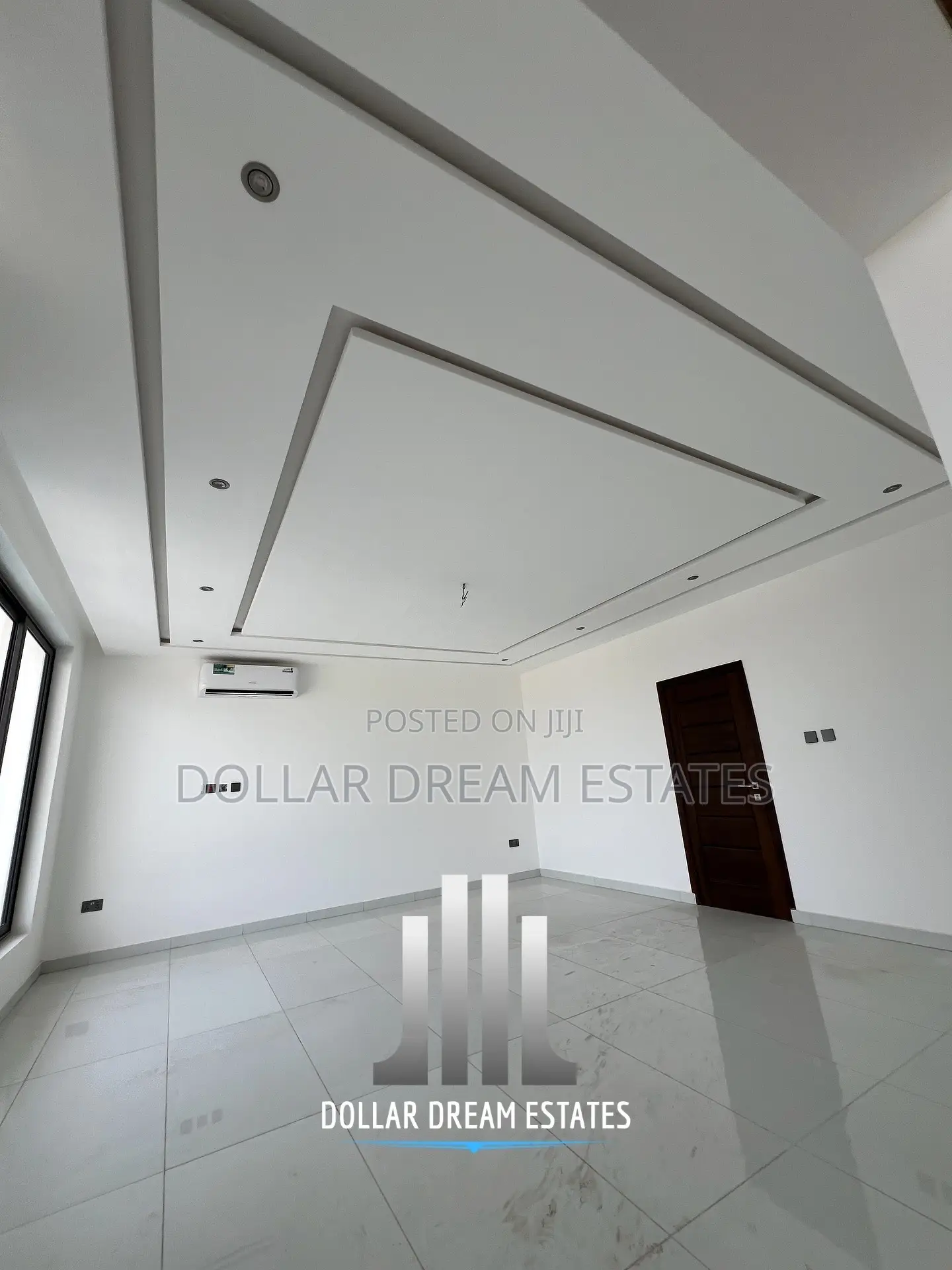 4bdrm Duplex in Ashaley Botwe for sale