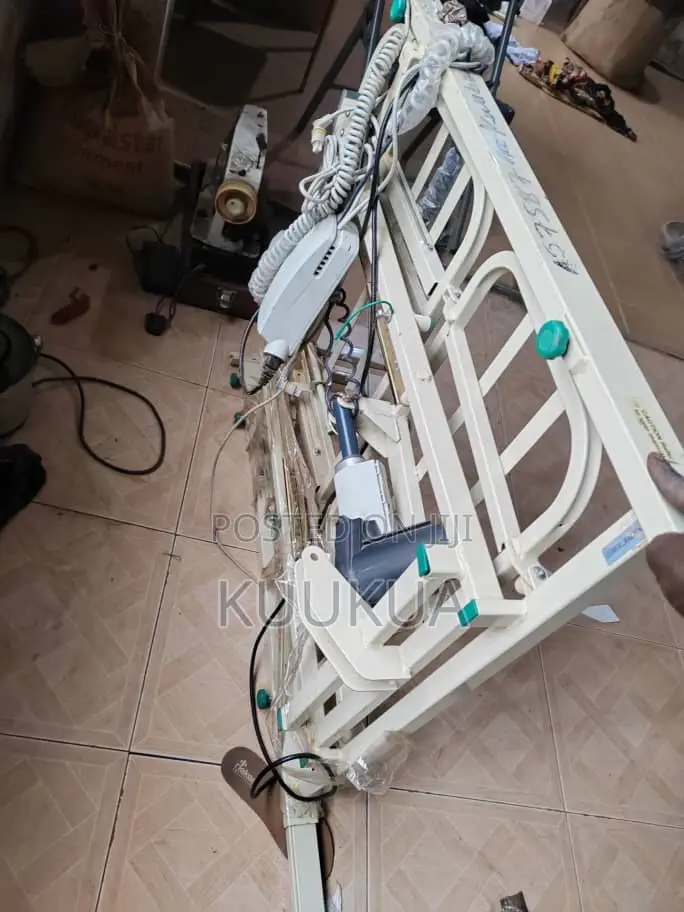 Cura || Supreme Electric Hospital Bed