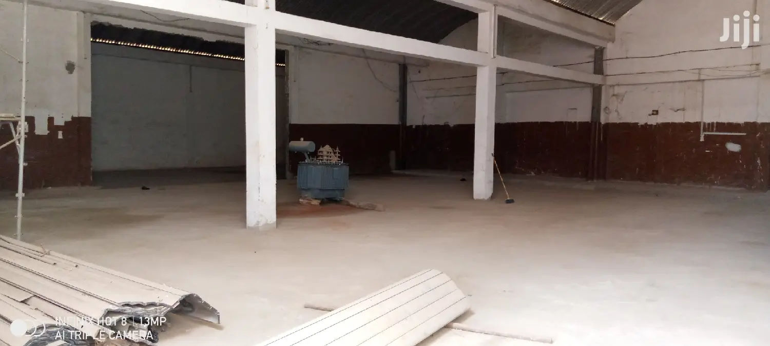 600 SQM Warehouse at Achimota