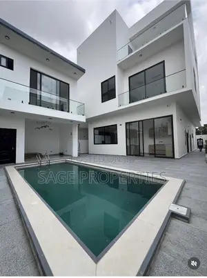 5bdrm Duplex in American House for sale
