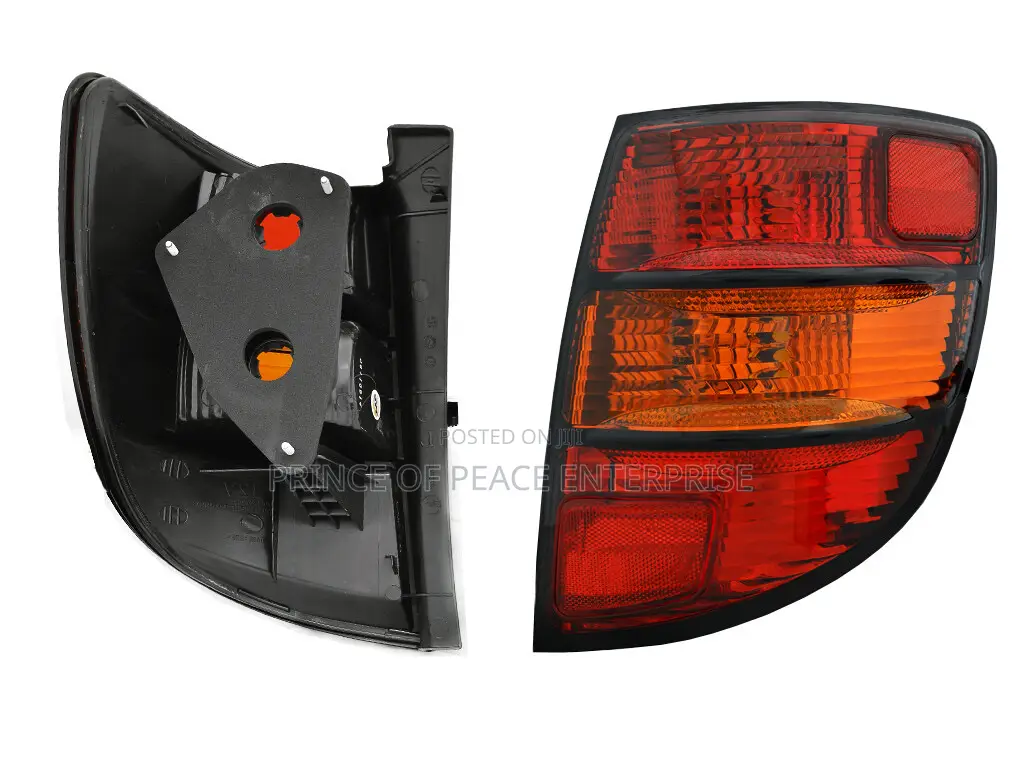 Pontiac Vibe 2003 2005 2008 Taillight