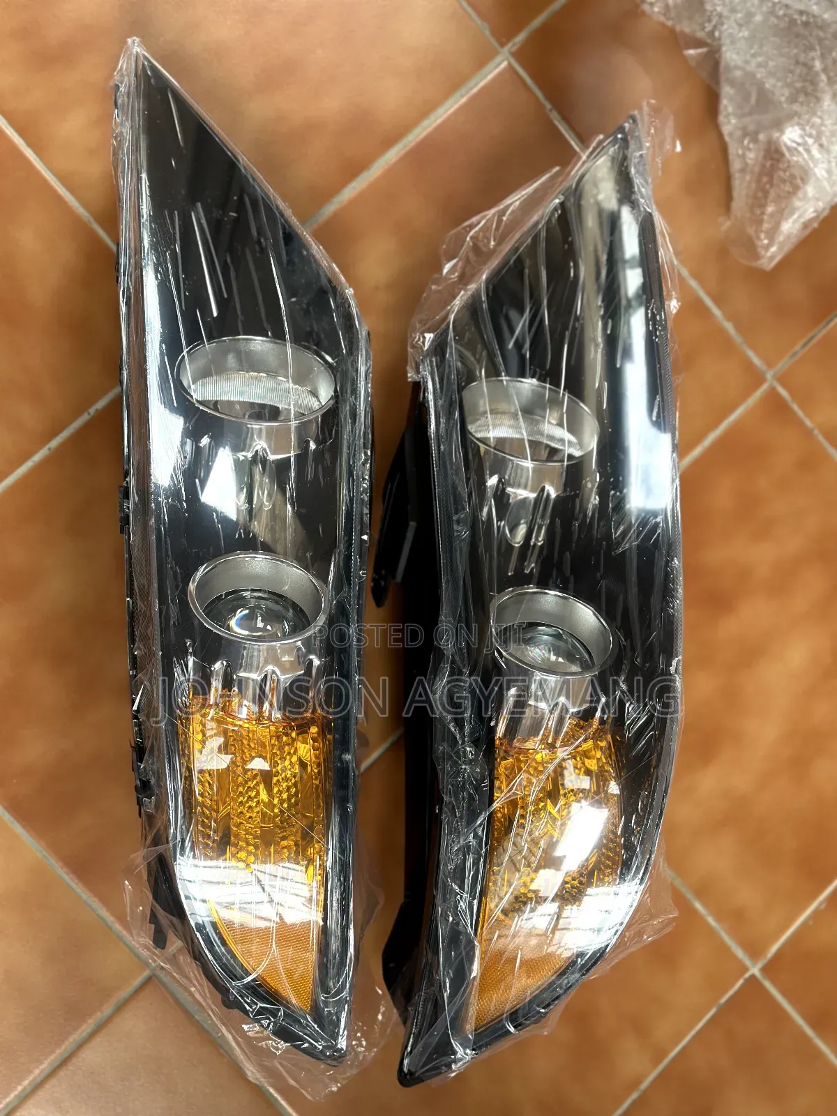 Kia Sorento 2012 Headlight