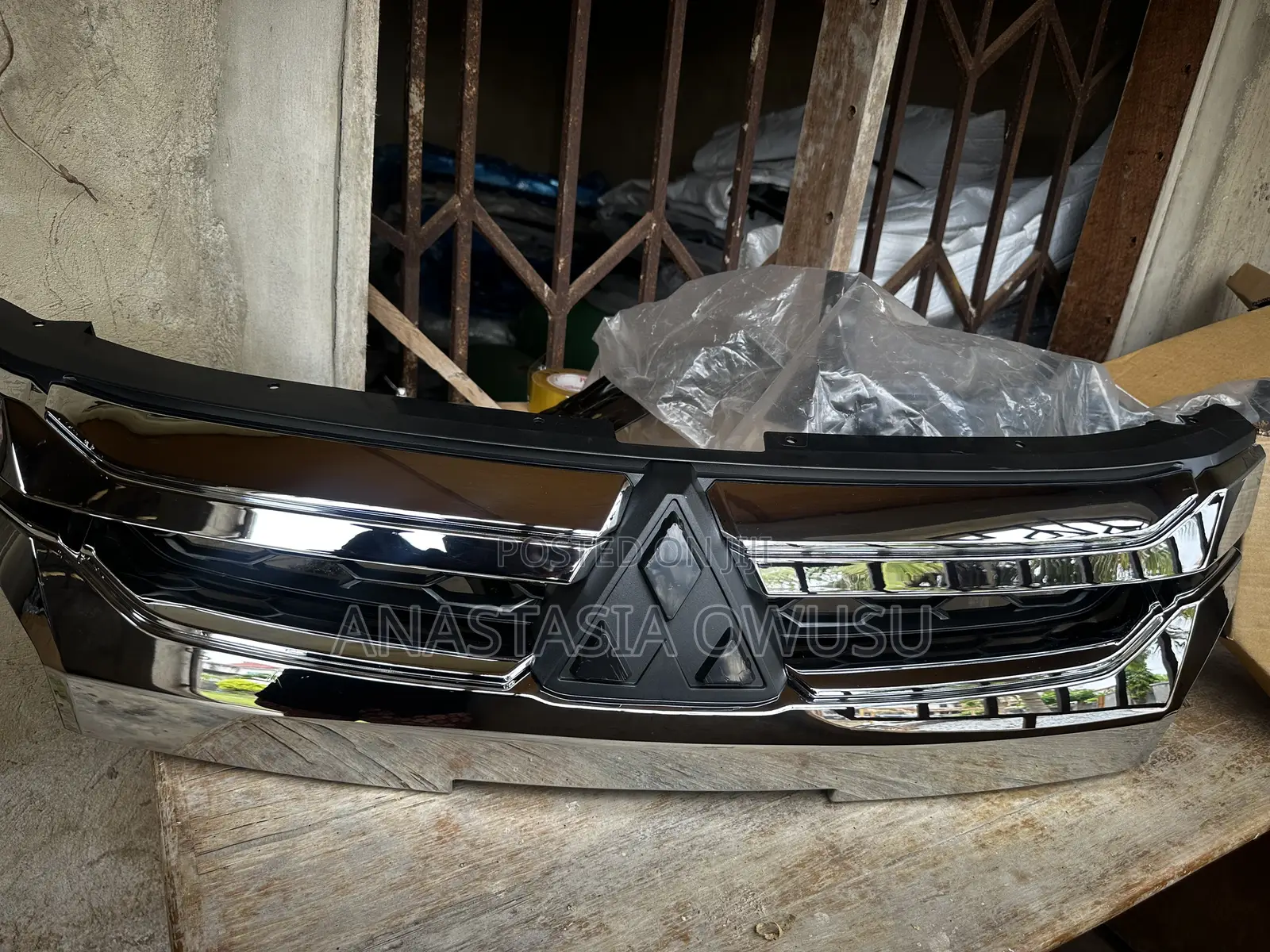 L200 2019 -2021 Front Shells
